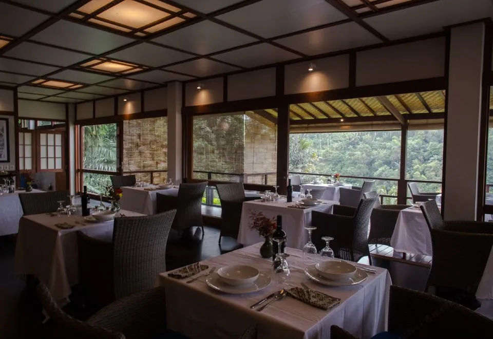 Suarapura Resort & Spa