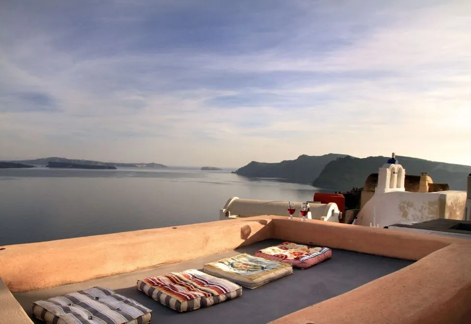 Alafouzou Cave Loft