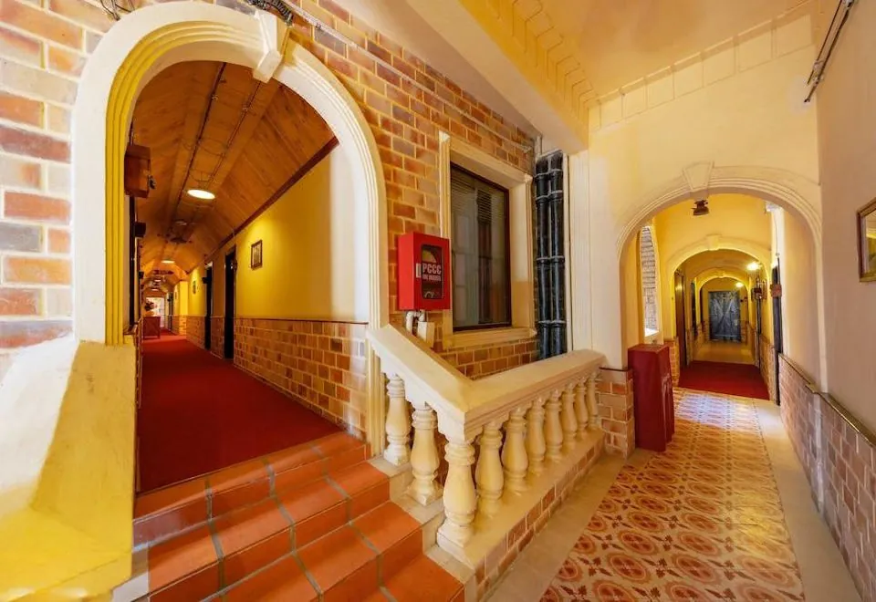 Saphir Dalat Hotel