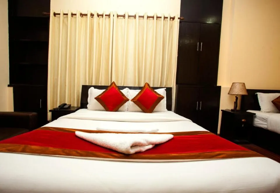 Hotel Dream City