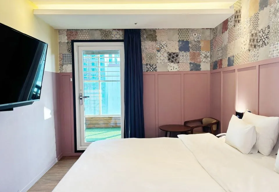 Hotel Signature