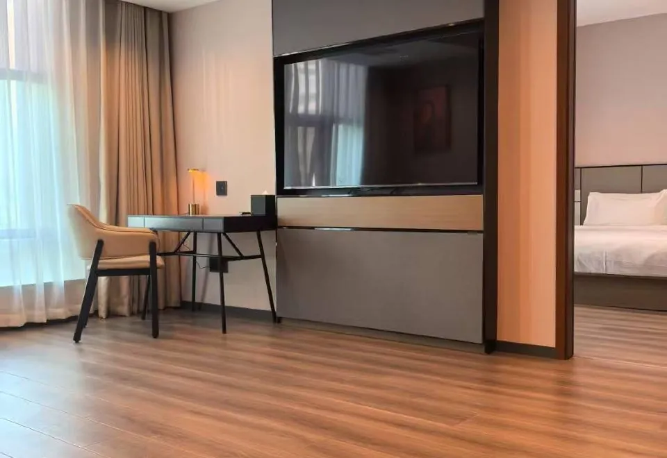 Dormitory light luxury hotel (Nanjing West Road subway station store)