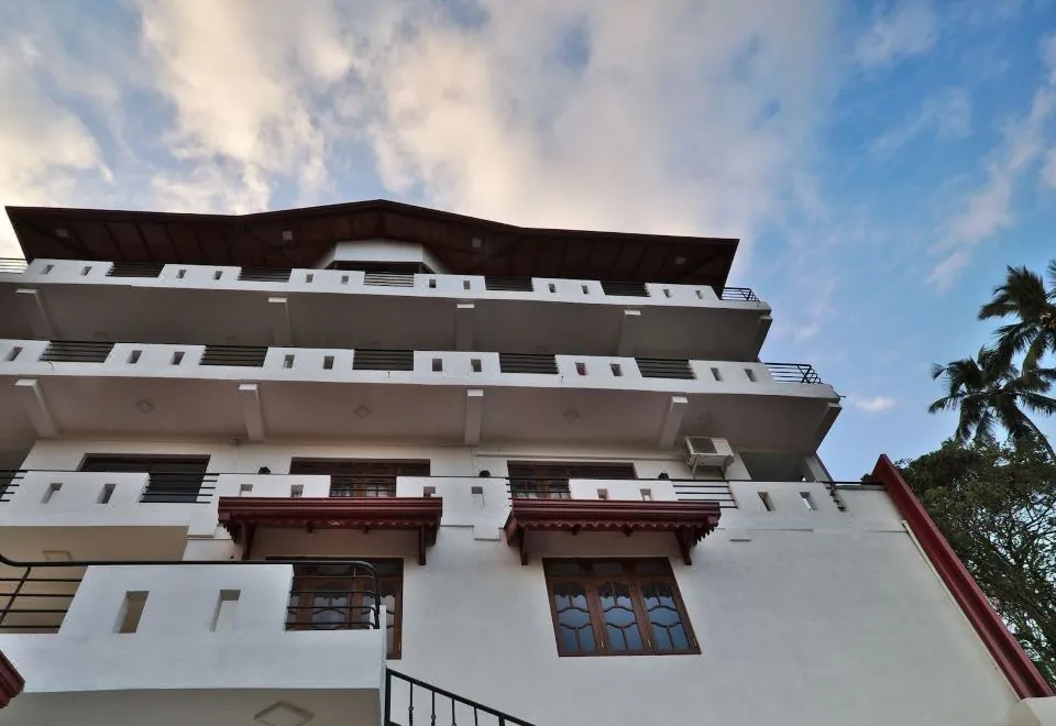Kandyan Bluestar Villa