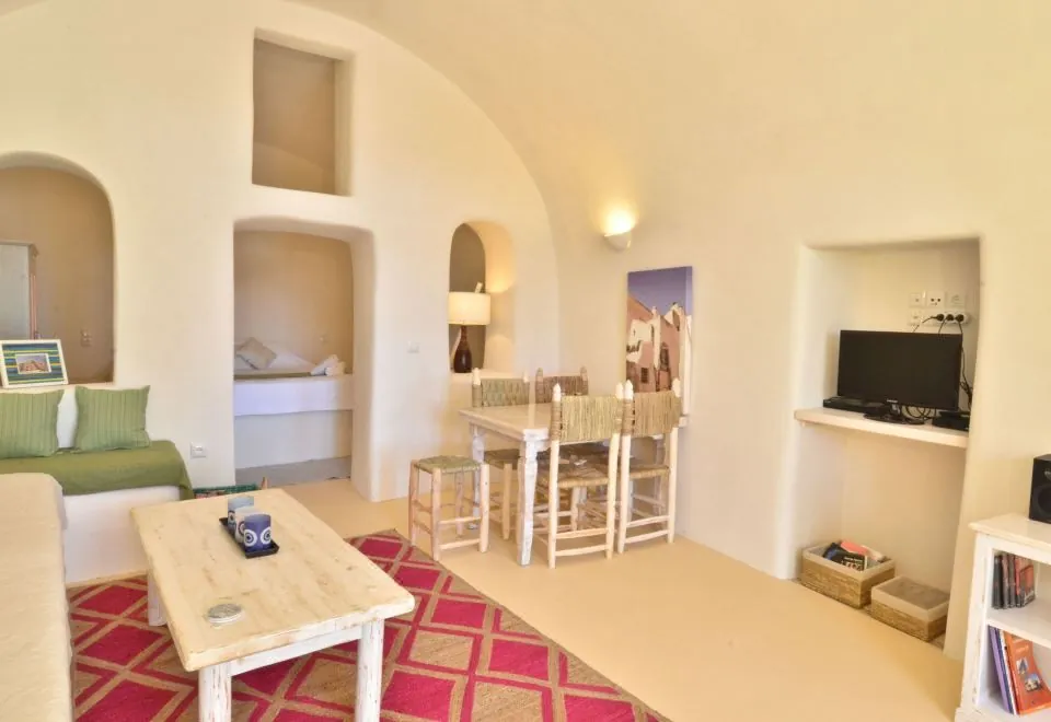 Villa Ariadni Cave Houses in Oia