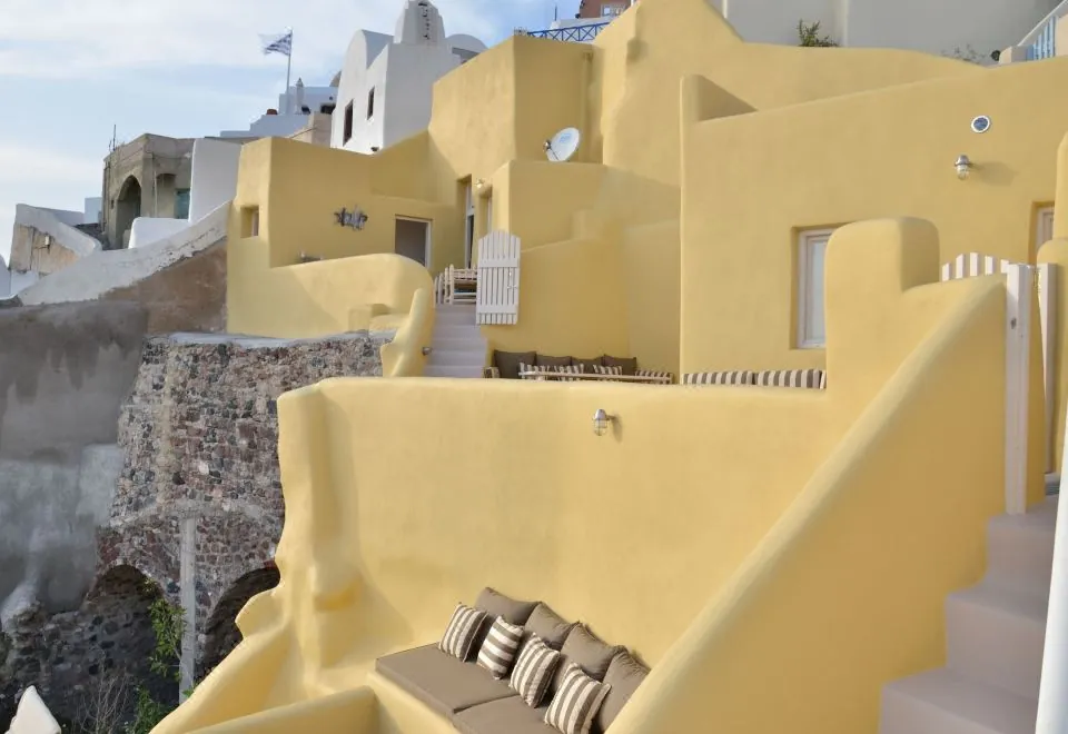 Villa Ariadni Cave Houses in Oia