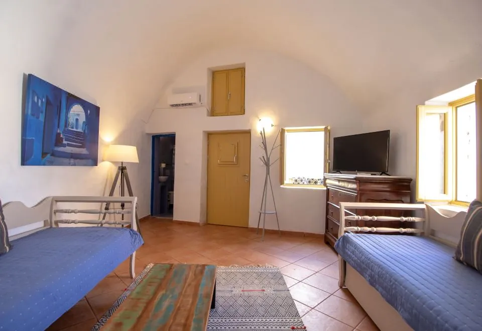 Villa Ariadni Cave Houses in Oia