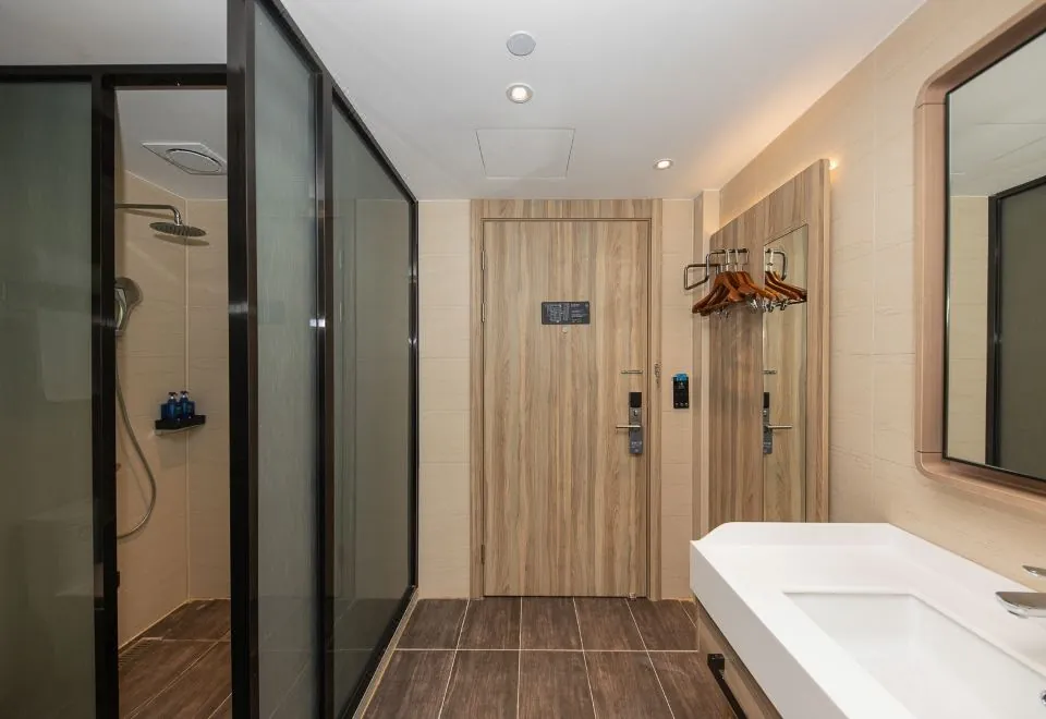 HantingHotel(Xujiahui Wanping South Road Store)