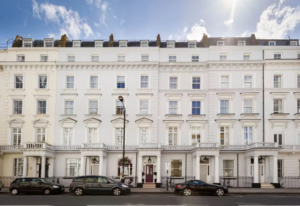 The Belgrave Hotel
