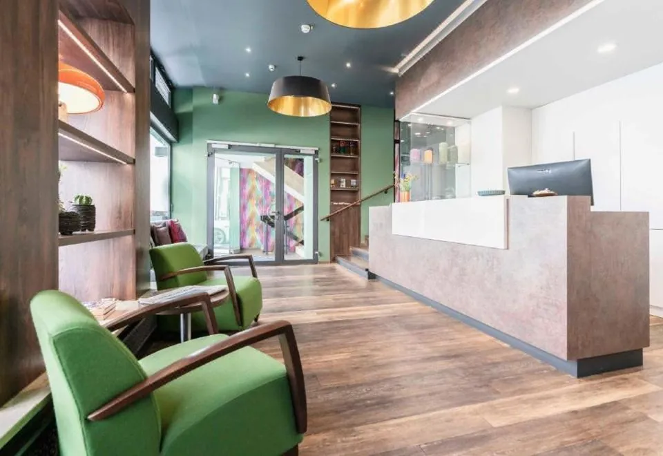 Westend Hotel (Non-Smoking)
