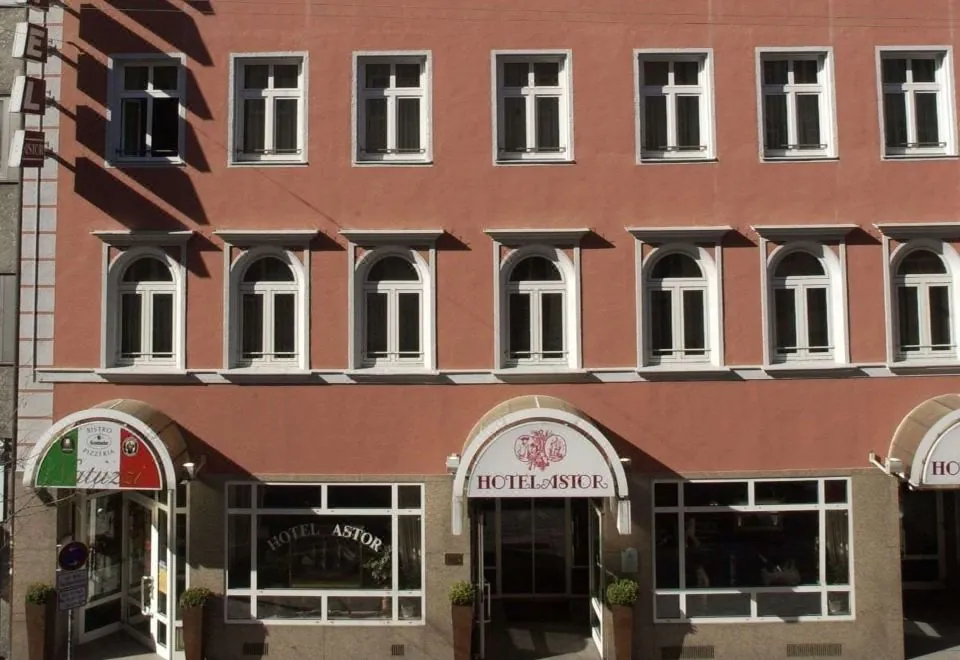 Hotel Astor