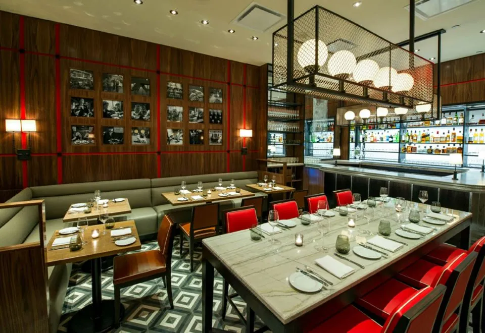 City Club Hotel