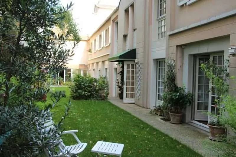 Le Vert Galant - Auberge Etchegorry