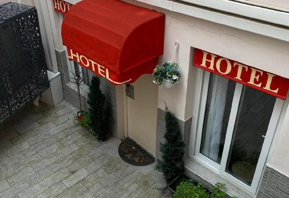 Luxor Bastille Hotel