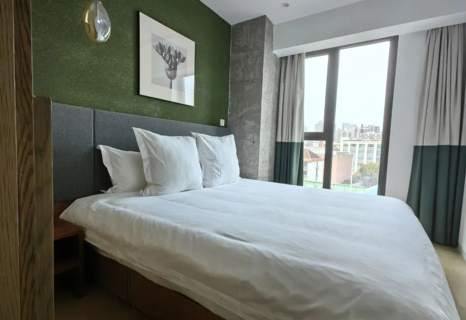 base-BinJiang Serviced Apartment