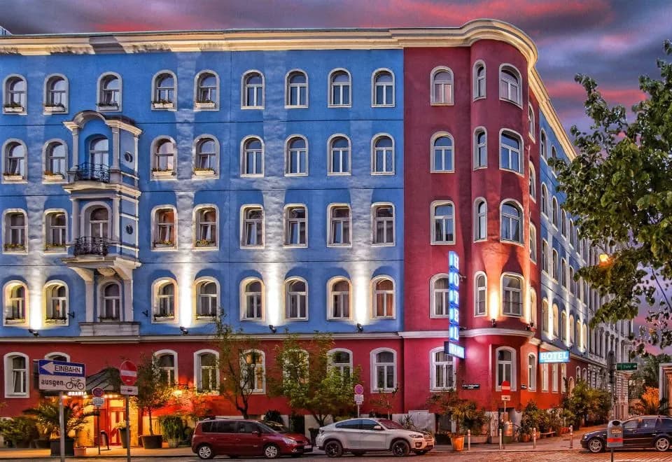 Hotel Urania
