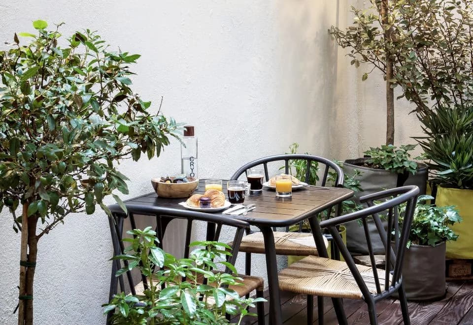 New Hotel le Voltaire