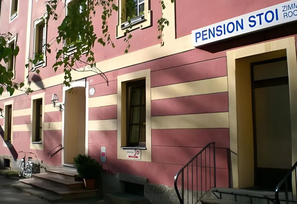 Pension Stoi Budget Guesthouse