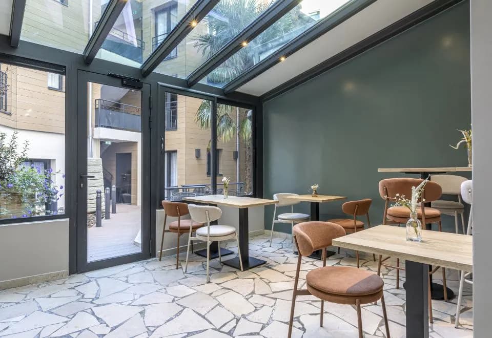 Hotel Montcalm Paris