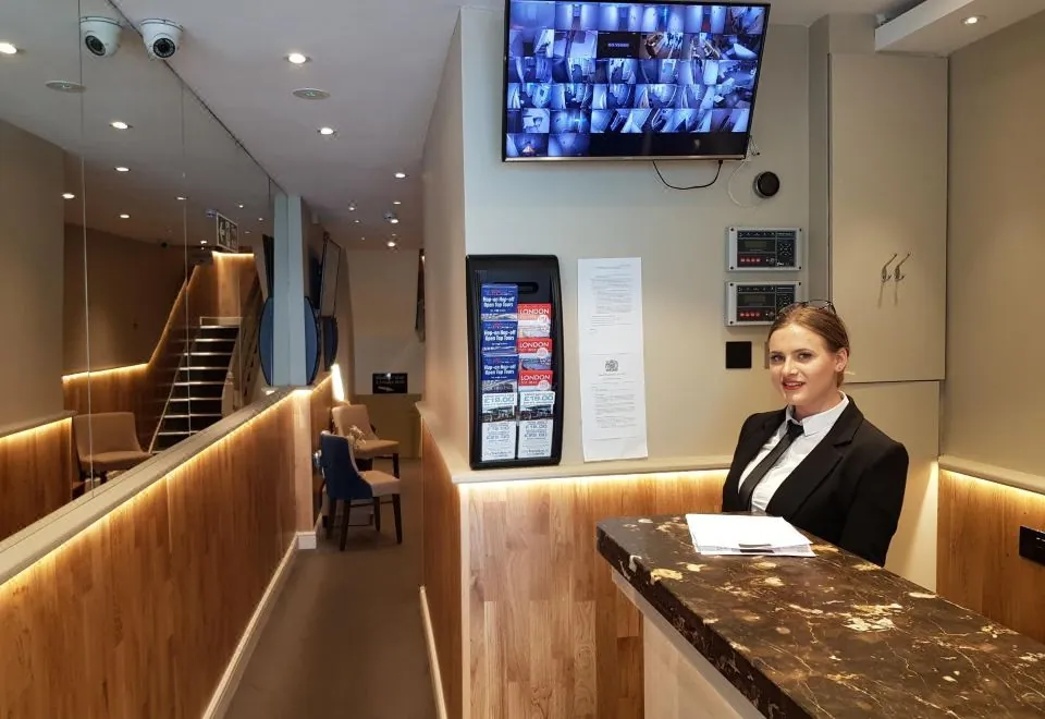 Ascot Hyde Park Hotel