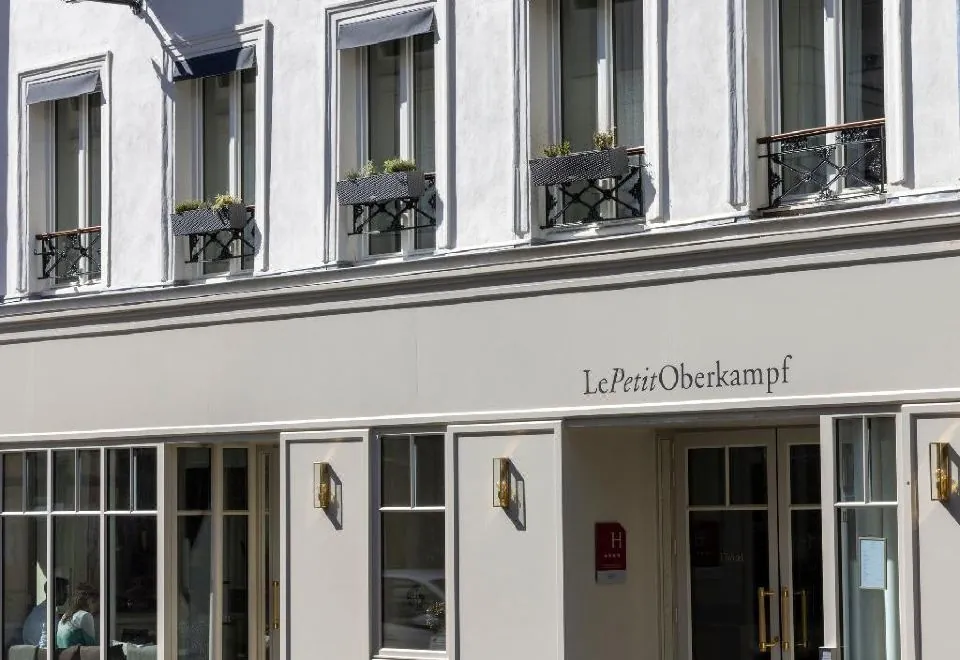 Le Petit Oberkampf Hotel & Spa