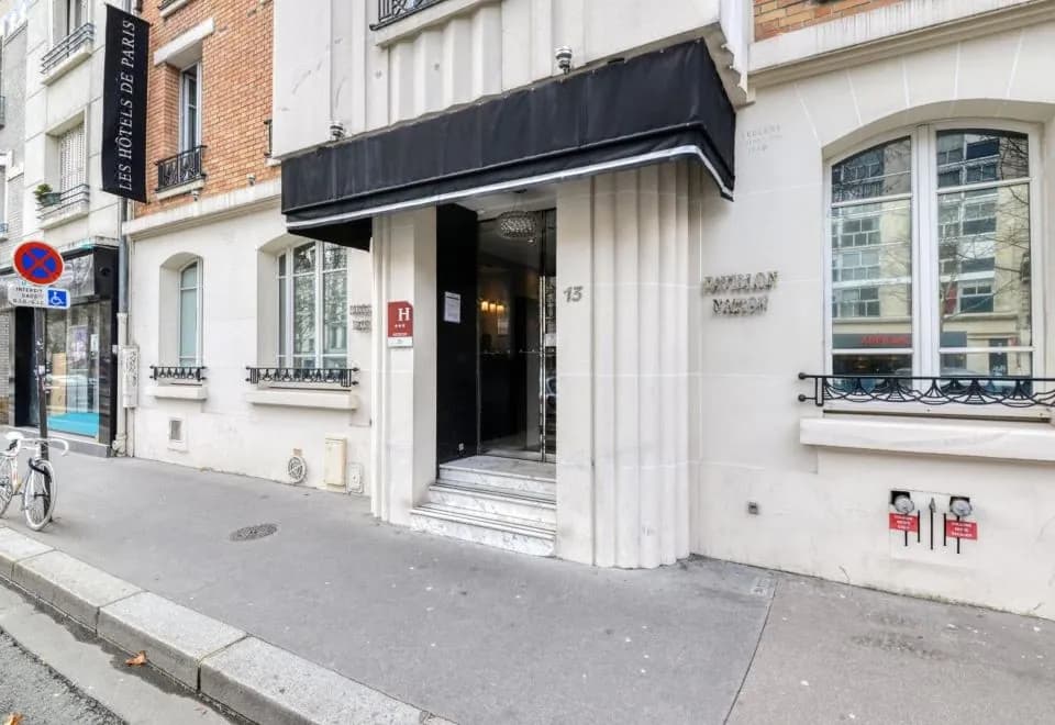 Pavillon Nation Paris