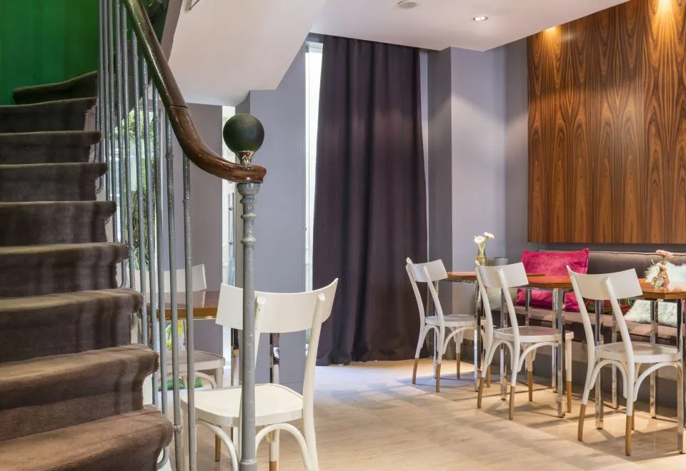 Hotel le Placide Saint-Germain des Prés