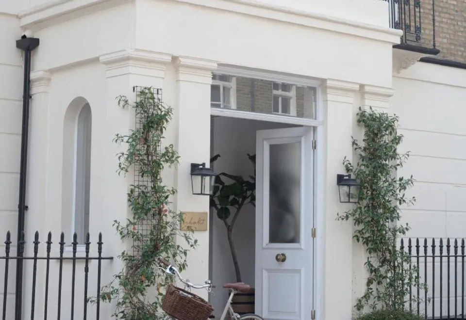 Inhabit, Southwick Street
