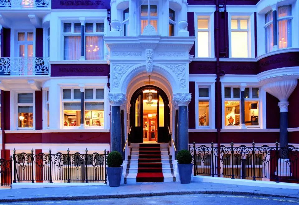 St James Hotel & Club Mayfair