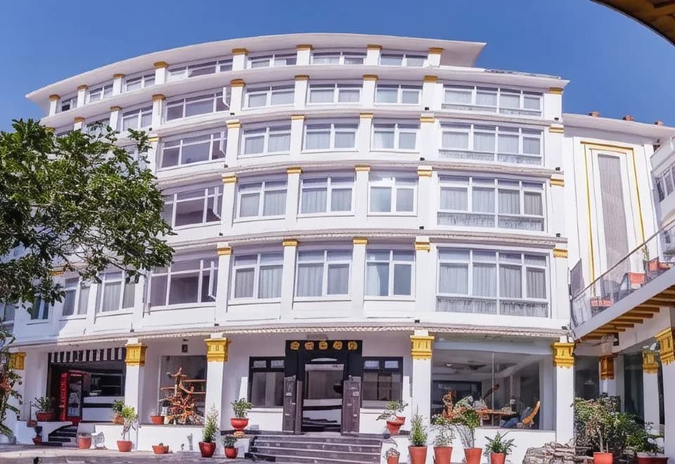 Hotel Durbar and Residence