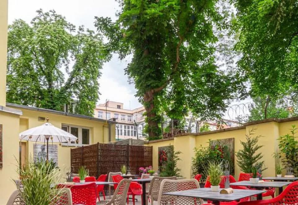 Salvator Boutique Hotel