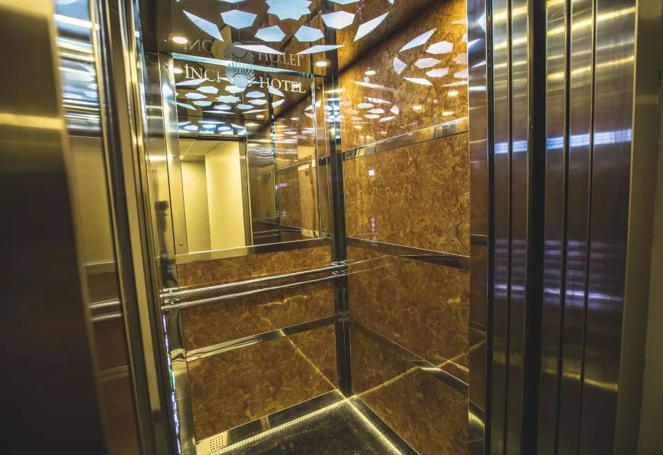 Express İnci Hotel