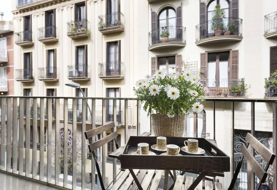My Space Barcelona Executive Apartments Center
