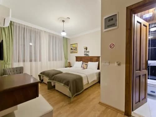 Hadrian Gate Hotel