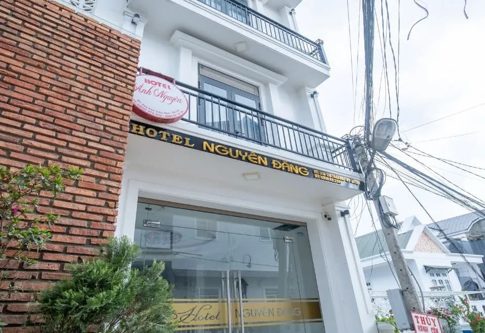 Nguyen Dang Hotel