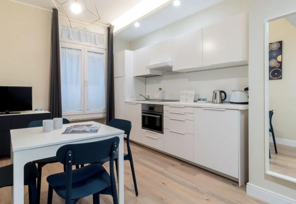 Italianway - Garibaldi 104 C