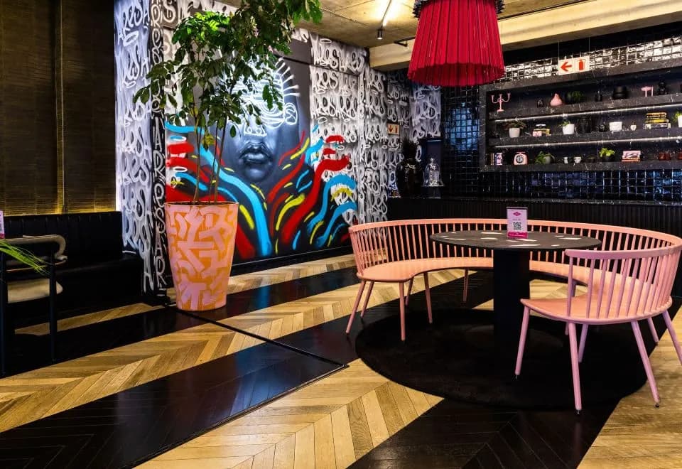 Hallmark House Hotel