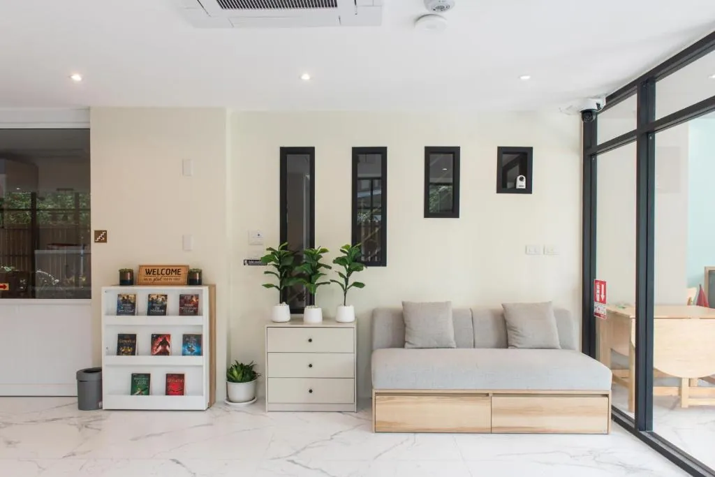 Shizuka House