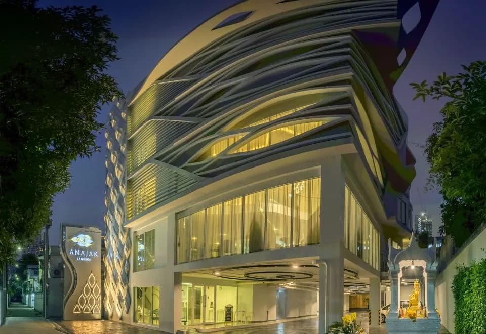 Anajak Bangkok Hotel