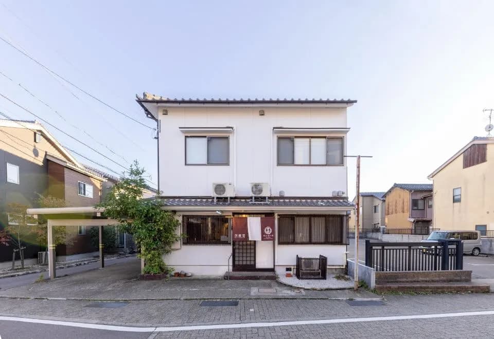 Hatagoya Yuimaru EAST