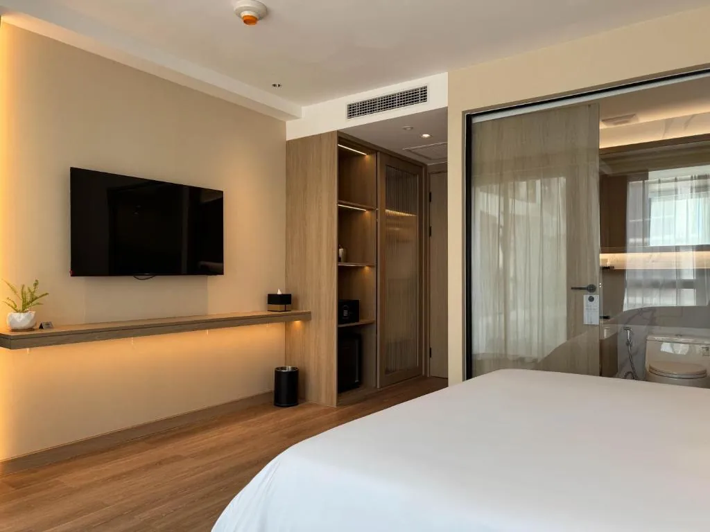 Laya Resort and Residences