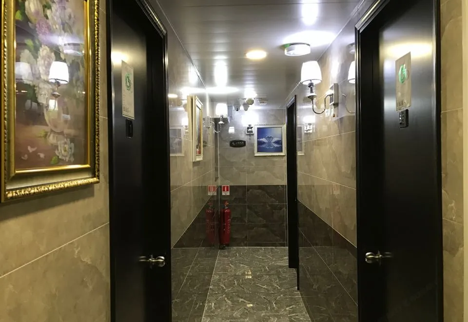 Yangzhou Hotel