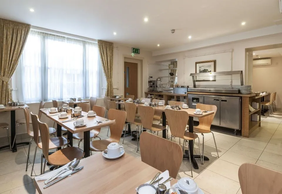 Rose Park Hotel London