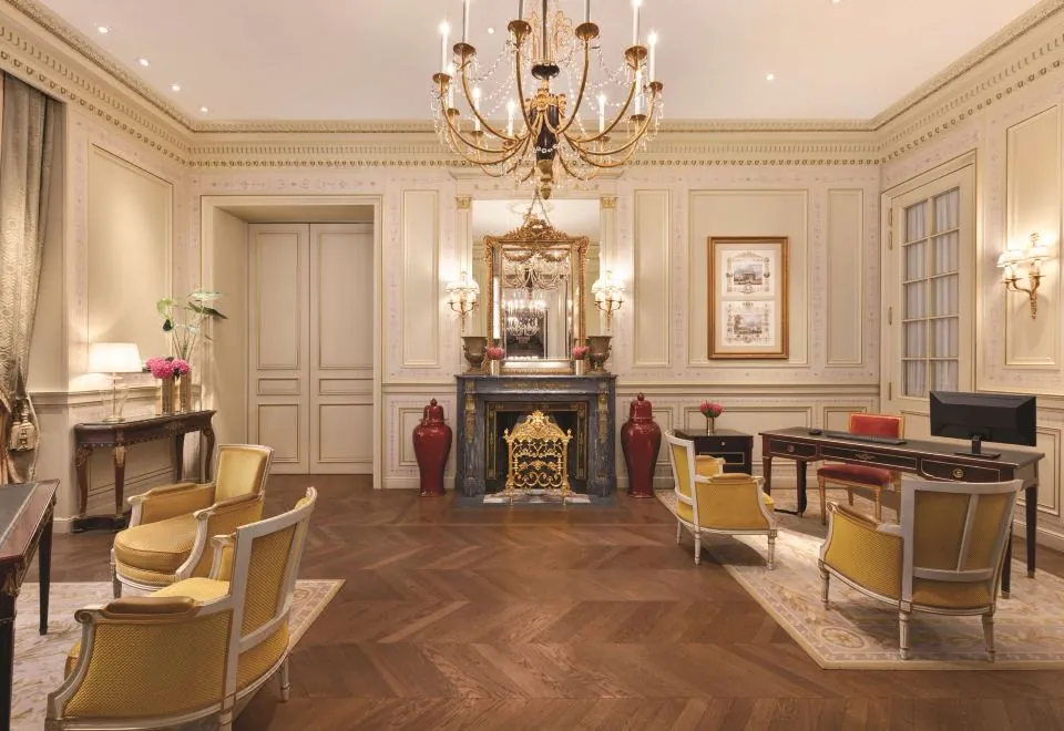 Shangri-La Paris