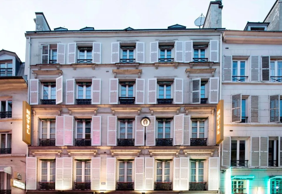 Elysées Hôtel