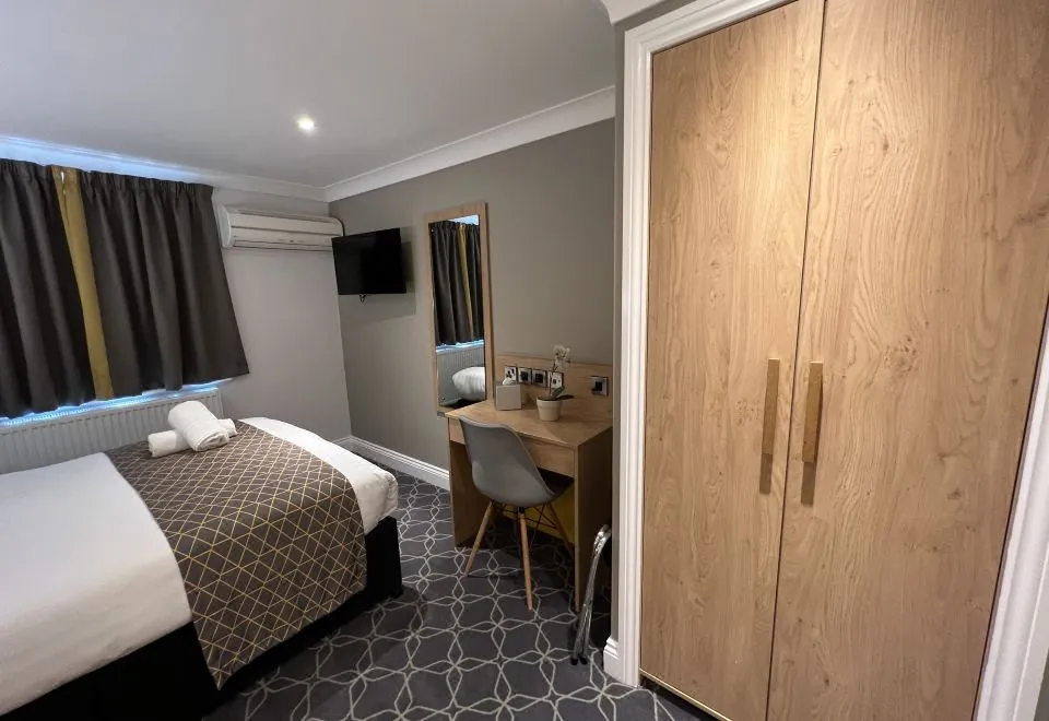 The Suites – St Pancras Hotel Group