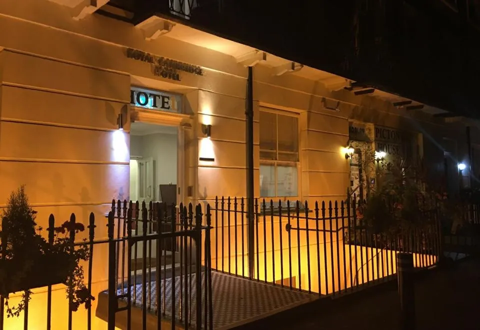 Royal Cambridge Hotel