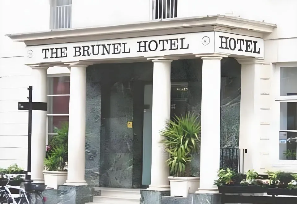 Brunel Hotel