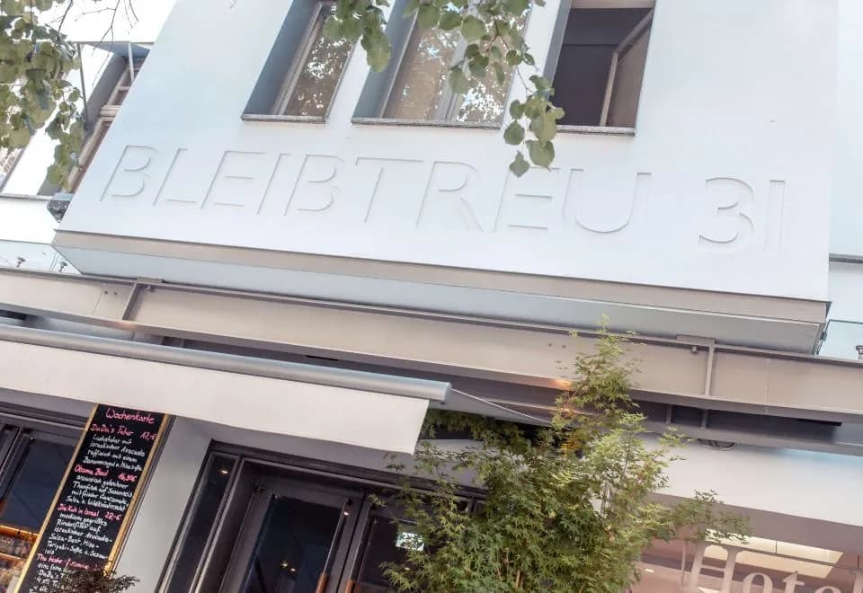 Hotel Bleibtreu Berlin by Golden Tulip