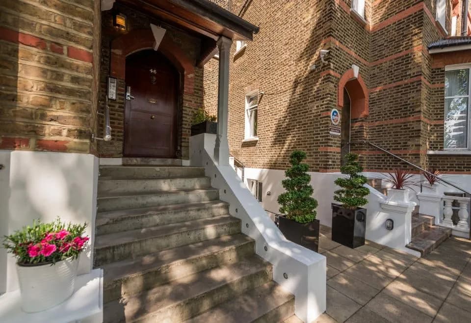 Adria Hotel