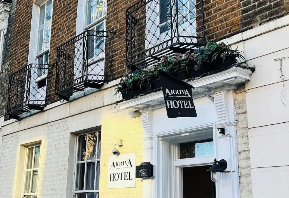 Arriva Hotel